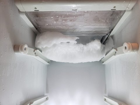 Defrost problem in the freezer